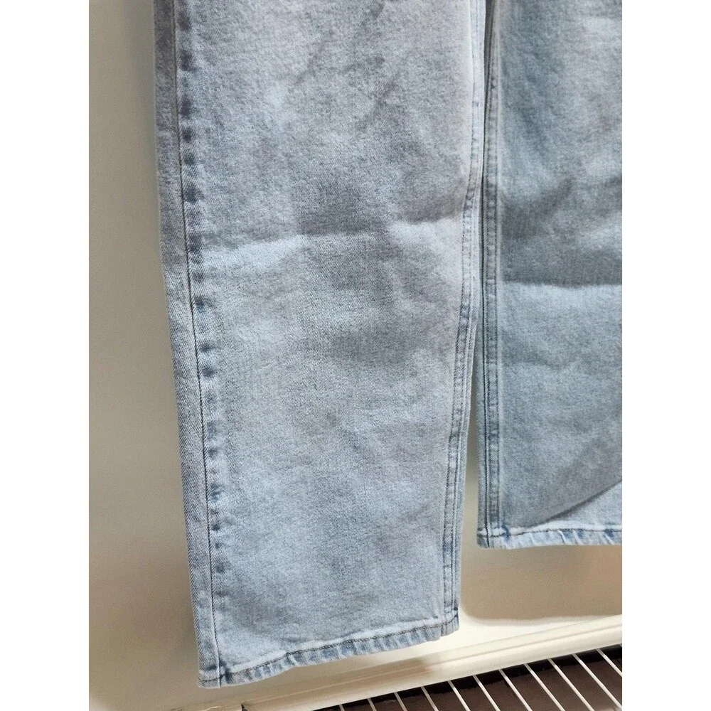 Wrangler Five Star Regular Fit Jeans – Men’s 36x30 Light Wash.           #101